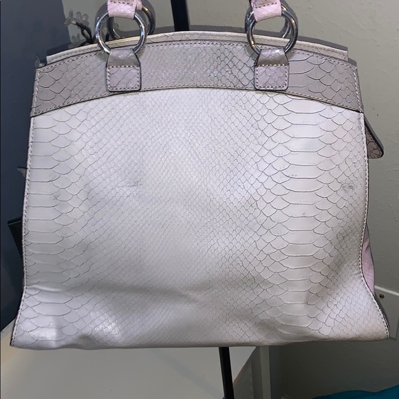 Guess Vintage Large Faux Leather Crocodile Handbag - Picture 5 of 12